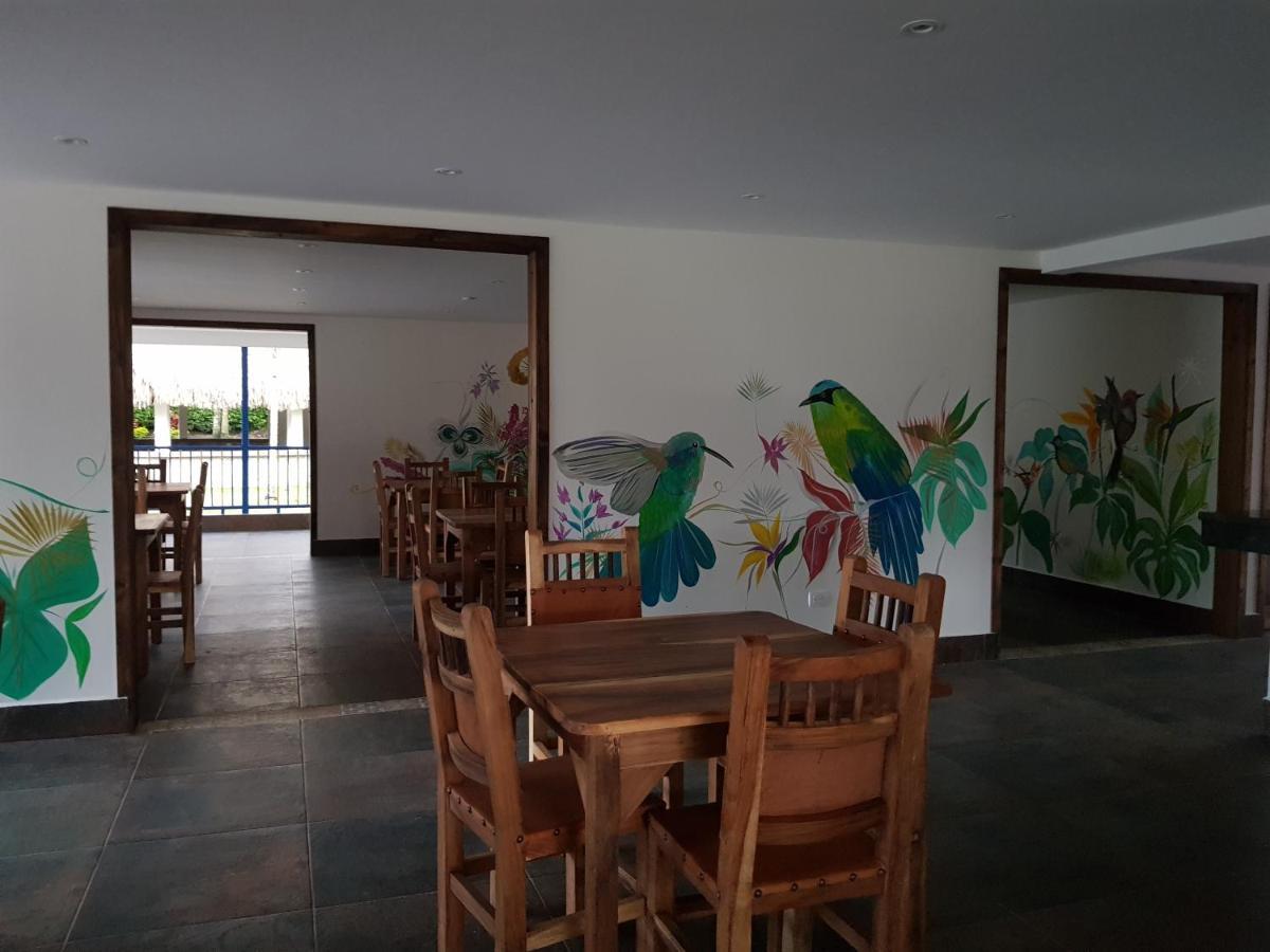 Hotel Campestre Santa Lucia Montenegro Exterior photo