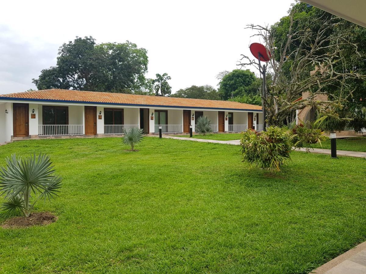 Hotel Campestre Santa Lucia Montenegro Exterior photo